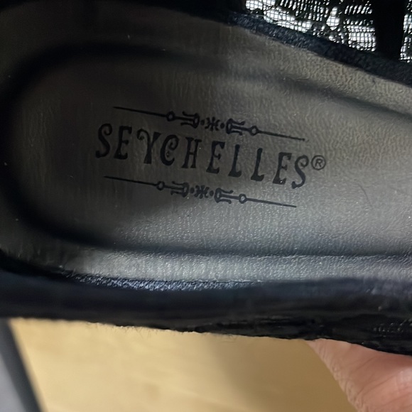 Seychelles Black Lace Wedge Heel 7.5 - Picture 9 of 10